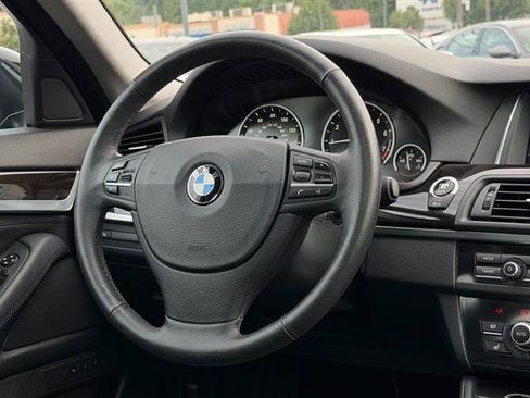 Used 2014 BMW 535i xDrive Sedan AWD/4WD image 28