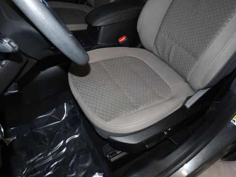 Used 2020 Ford Escape SE image 33