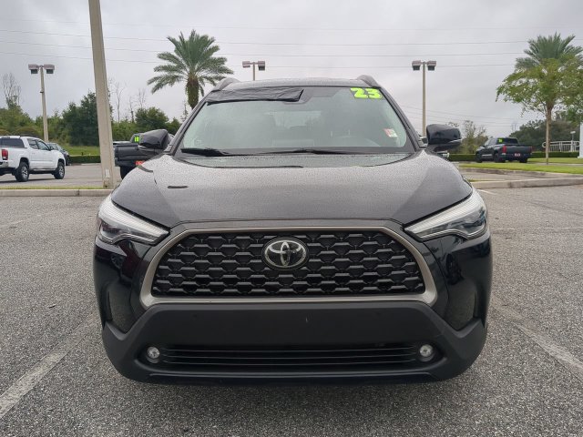 Certified 2023 Toyota Corolla Cross XLE w/ Convenience Package FWD image 9
