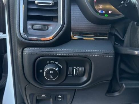 Used 2024 RAM 1500 Limited image 23