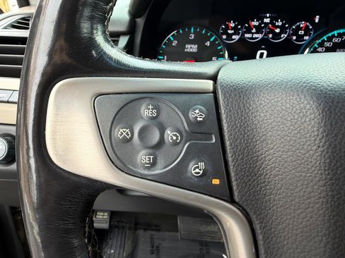 Used 2018 GMC Yukon Denali image 30