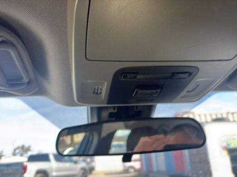 Used 2021 Toyota Camry LE image 8