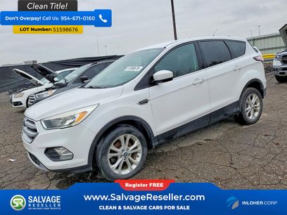 Used 2017 Ford Escape SE w/ SE Cold Weather Package