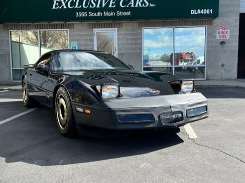 Used 1987 Chevrolet Corvette Coupe image 9