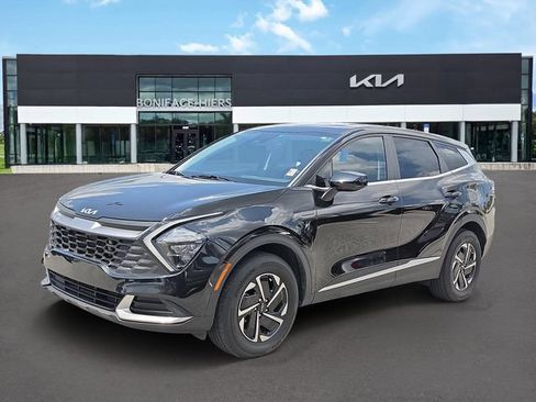 Certified 2023 Kia Sportage LX AWD/4WD image 2