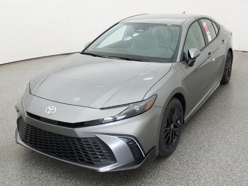 New 2026 Toyota Camry SE FWD image 16