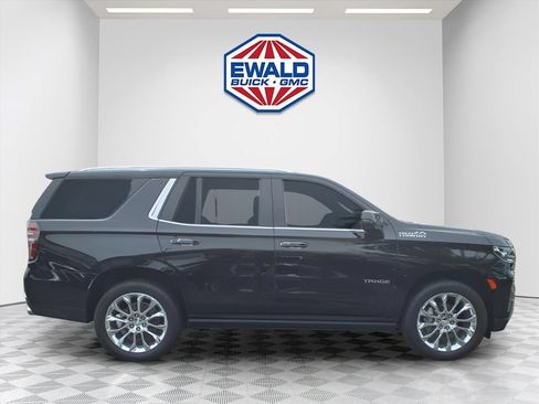 Used 2023 Chevrolet Tahoe High Country w/ Premium Package 2 AWD/4WD image 6