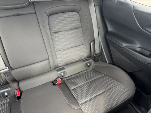 Used 2025 Chevrolet Equinox LT image 33