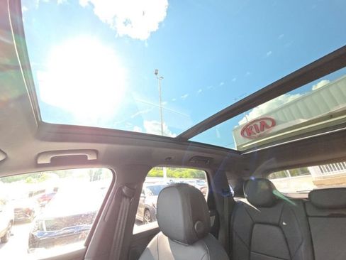 Used 2024 Porsche Cayenne AWD/4WD image 46