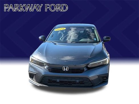 Used 2024 Honda Civic Sport image 2