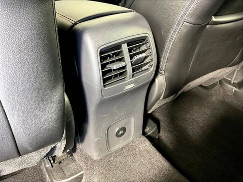 Used 2025 Ford Escape ST-Line Elite w/ Premium Technology Package AWD/4WD image 10