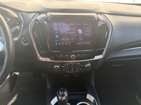 Used 2020 Chevrolet Traverse RS w/ LPO, Floor Liner Package AWD/4WD image 25