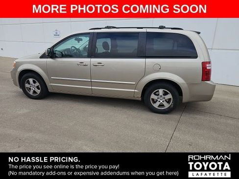 Used 2008 Dodge Grand Caravan SXT image 4