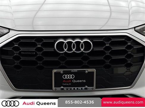 Certified 2022 Audi Q5 2.0T Premium w/ Convenience Package image 7