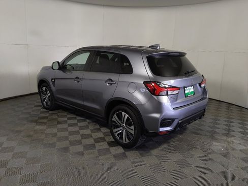 Used 2021 Mitsubishi Outlander Sport LE image 3