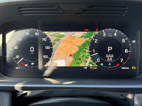 Certified 2025 Land Rover Discovery Dynamic SE image 31