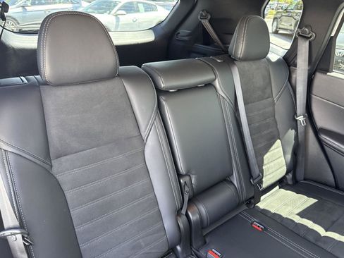 Used 2024 Mitsubishi Outlander SE AWD/4WD image 26