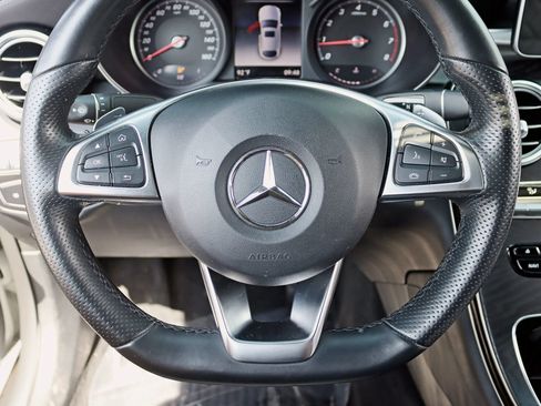Used 2019 Mercedes-Benz GLC 300 4MATIC Coupe image 18