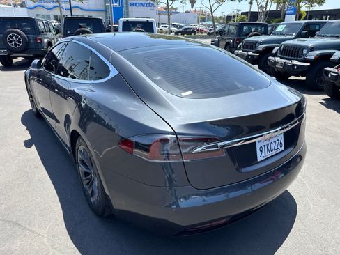 Used 2018 Tesla Model S AWD image 22