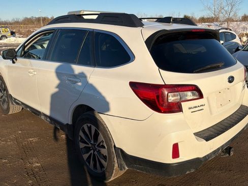 Used 2017 Subaru Outback 2.5i Limited image 7