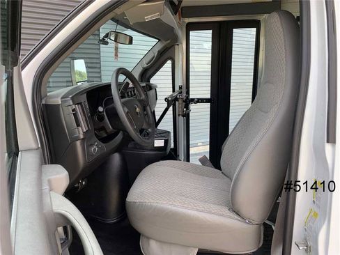 Used 2015 Chevrolet Express 3500 w/ School Bus Package image 21