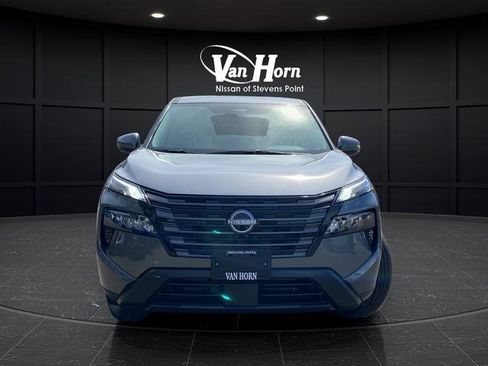 New 2026 Nissan Rogue SV AWD/4WD image 2