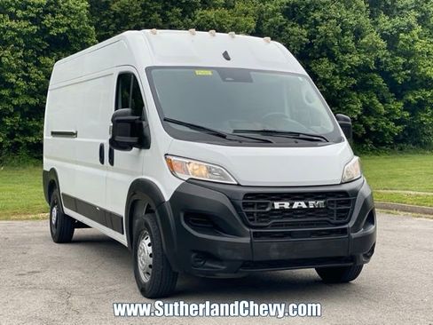 Used 2023 RAM ProMaster 2500 FWD image 9