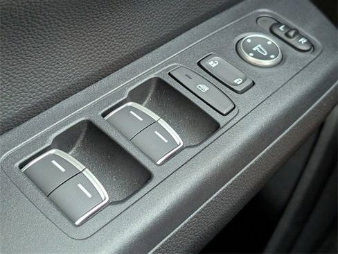 Used 2025 Honda CR-V EX-L image 22