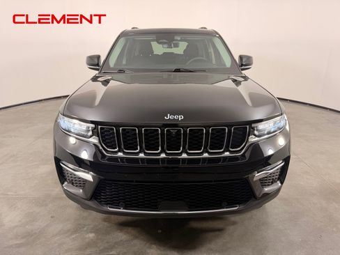Used 2022 Jeep Grand Cherokee Limited 4xe w/ Luxury Tech Group II AWD/4WD image 2