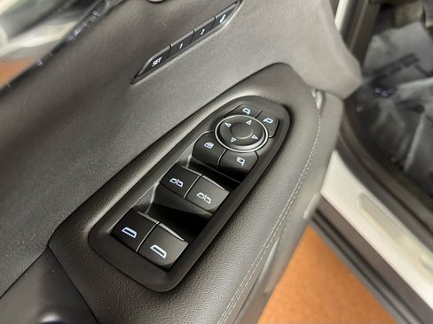 Used 2023 Cadillac XT6 Premium Luxury image 19