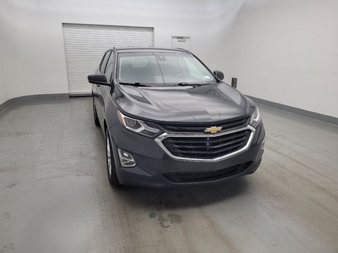 Used 2020 Chevrolet Equinox LT FWD image 14