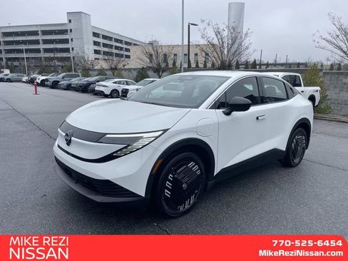 New 2026 Nissan Leaf FWD image 5