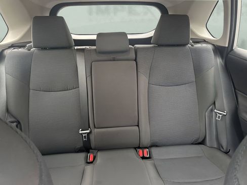 Used 2023 Toyota RAV4 LE image 10