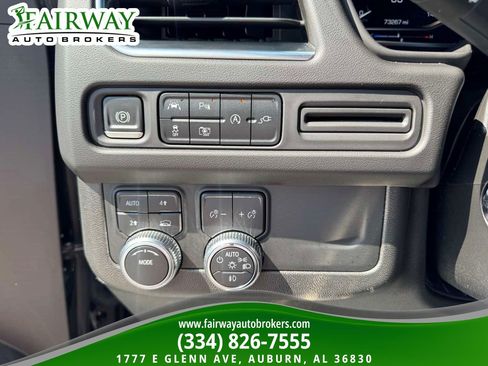 Used 2022 GMC Yukon XL SLT w/ SLT Premium Package AWD/4WD image 18