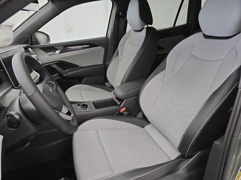 New 2026 Volkswagen Tiguan SE R-Line AWD/4WD image 15