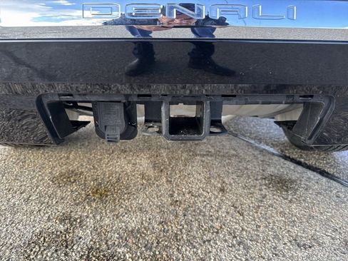 Certified 2023 GMC Acadia Denali w/ Trailering Package image 7