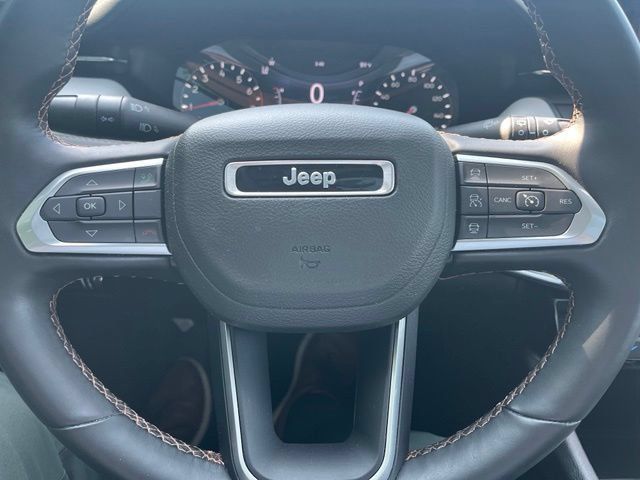 Used 2022 Jeep Compass Limited w/ Sun and Sound Group AWD/4WD image 18