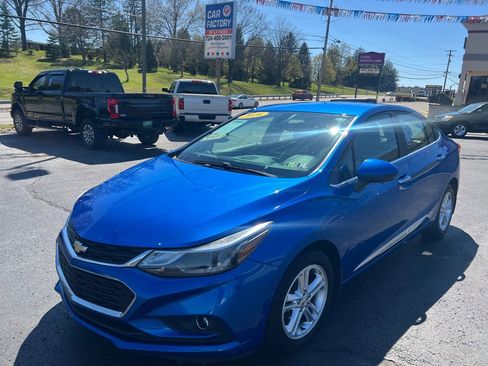 Used 2016 Chevrolet Cruze LT FWD image 1