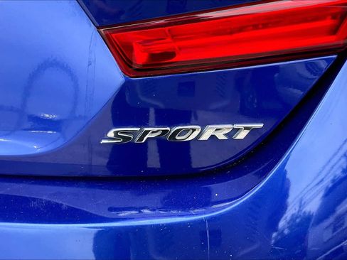 Used 2018 Honda Accord Sport image 10