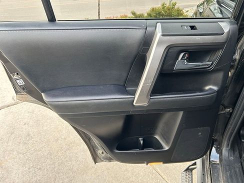 Used 2021 Toyota 4Runner SR5 Premium w/ Moonroof Package RWD image 21