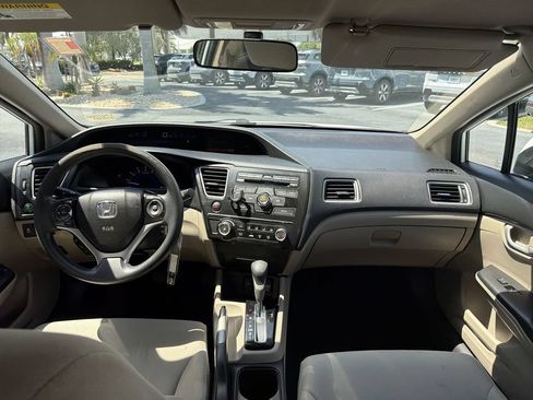 Used 2013 Honda Civic LX image 10