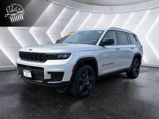 Used 2023 Jeep Grand Cherokee L Laredo AWD/4WD video 1