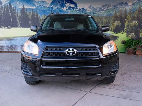Used 2009 Toyota RAV4 2WD image 2