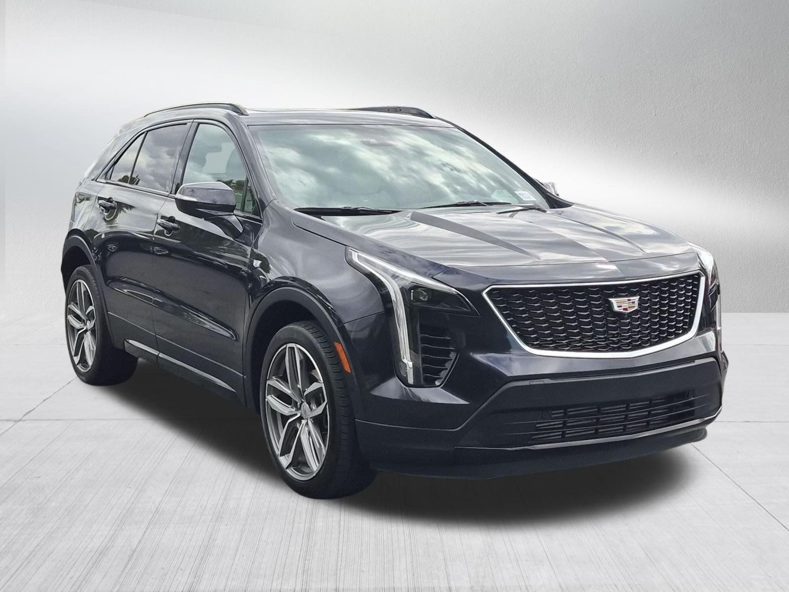 Used 2023 Cadillac XT4 Sport AWD/4WD image 7