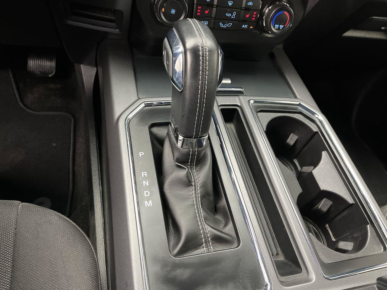Certified 2018 Ford F150 XLT w/ Equipment Group 302A Luxury AWD/4WD image 27