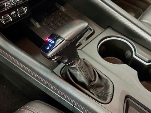 Used 2025 Dodge Durango GT image 25