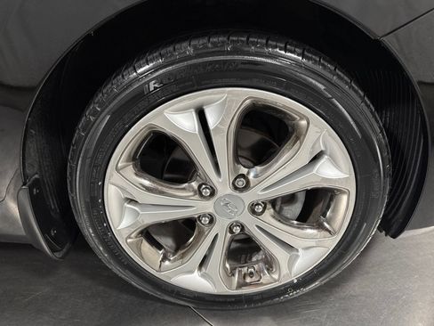 Used 2013 Hyundai Elantra GT w/ Style Pkg FWD image 14