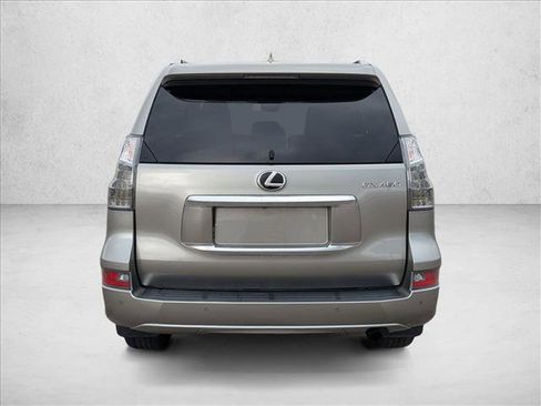 Used 2022 Lexus GX 460 Luxury image 6