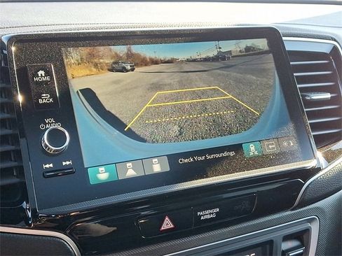 Certified 2025 Honda Ridgeline TrailSport+ image 18