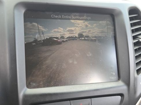 Used 2015 Jeep Cherokee Limited AWD/4WD image 8